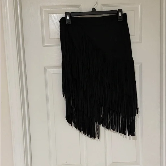 Idyllwind Asymmetrical Black Fringe Skirt - Picture 2 of 4
